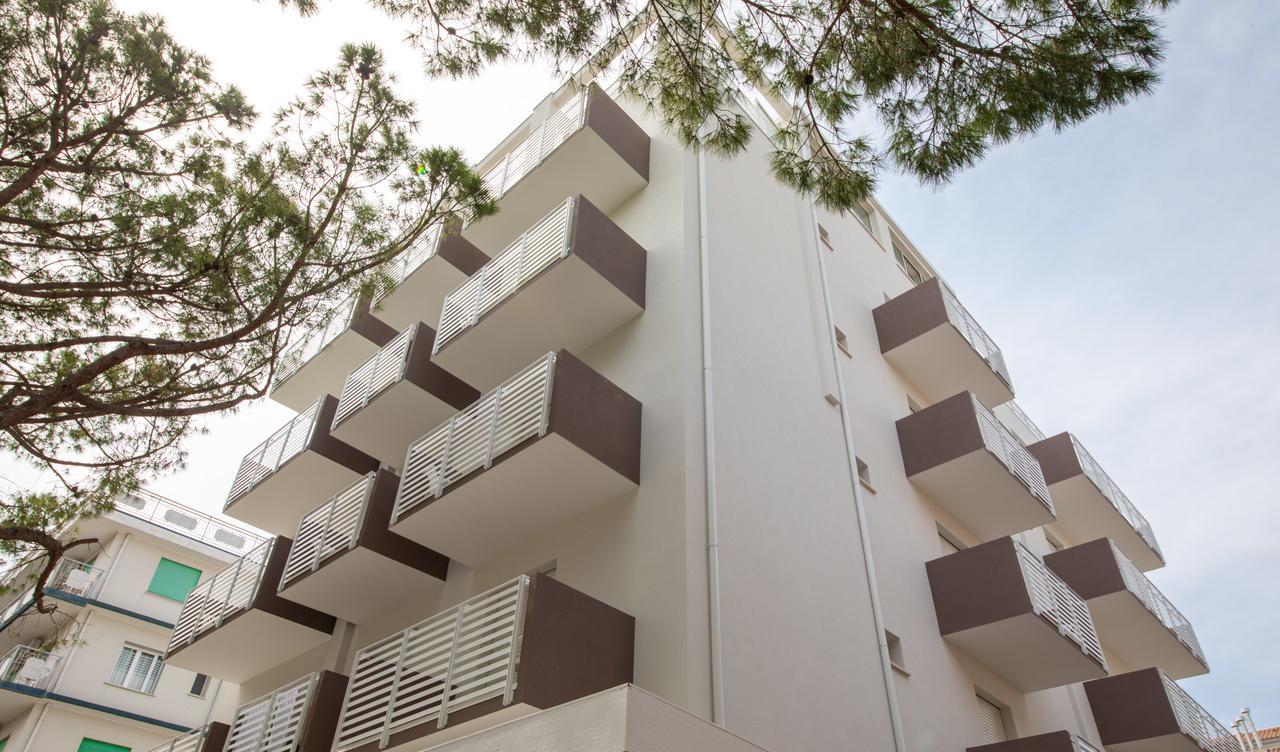 Hotel Mayer Lido di Jesolo Exterior foto